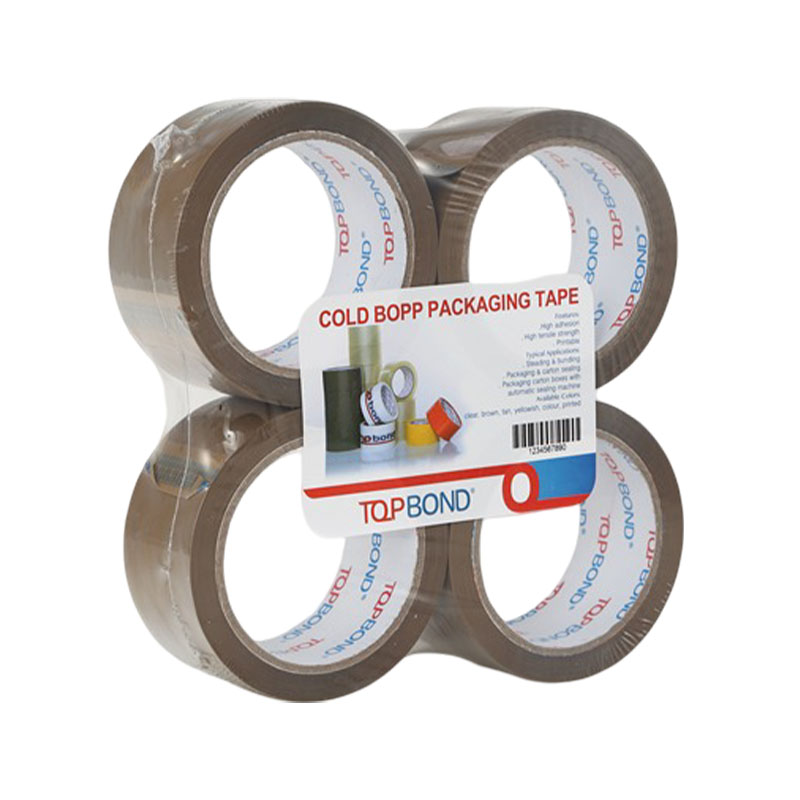 How does the synergistic effect of the initial tack and sustained tack of low-temperature packing tape at low temperatures ensure effective sealing?